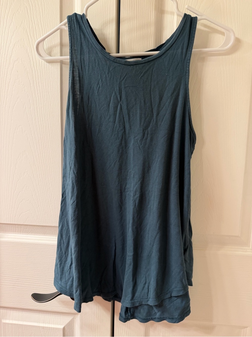 Old Navy Sleeveless Tank Top in Teal Blue